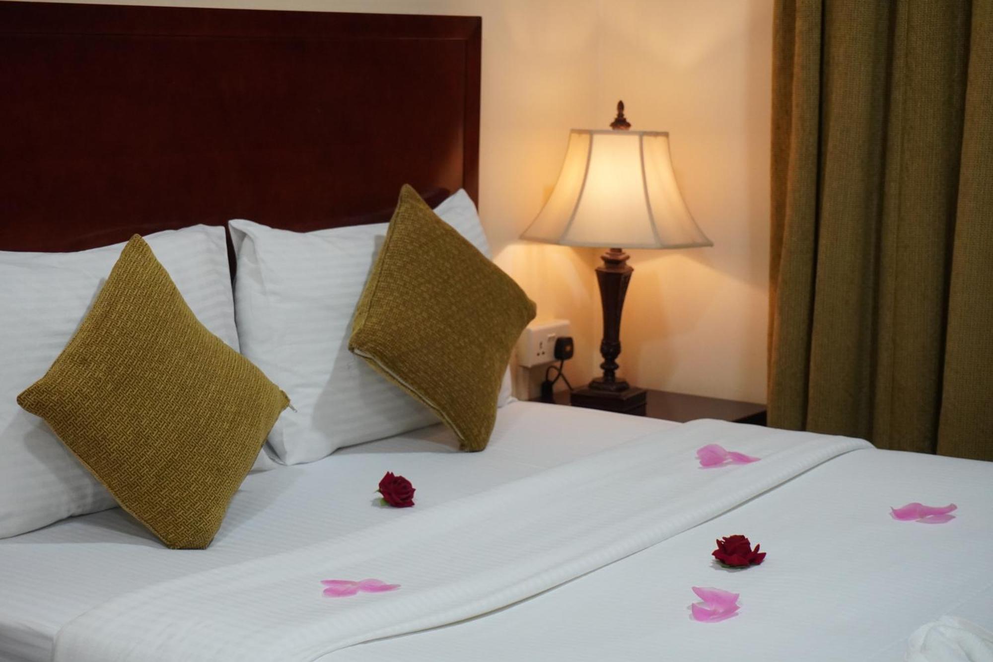 Onyx Hotel Apartments - Maha Hospitality Group Ajman Luaran gambar