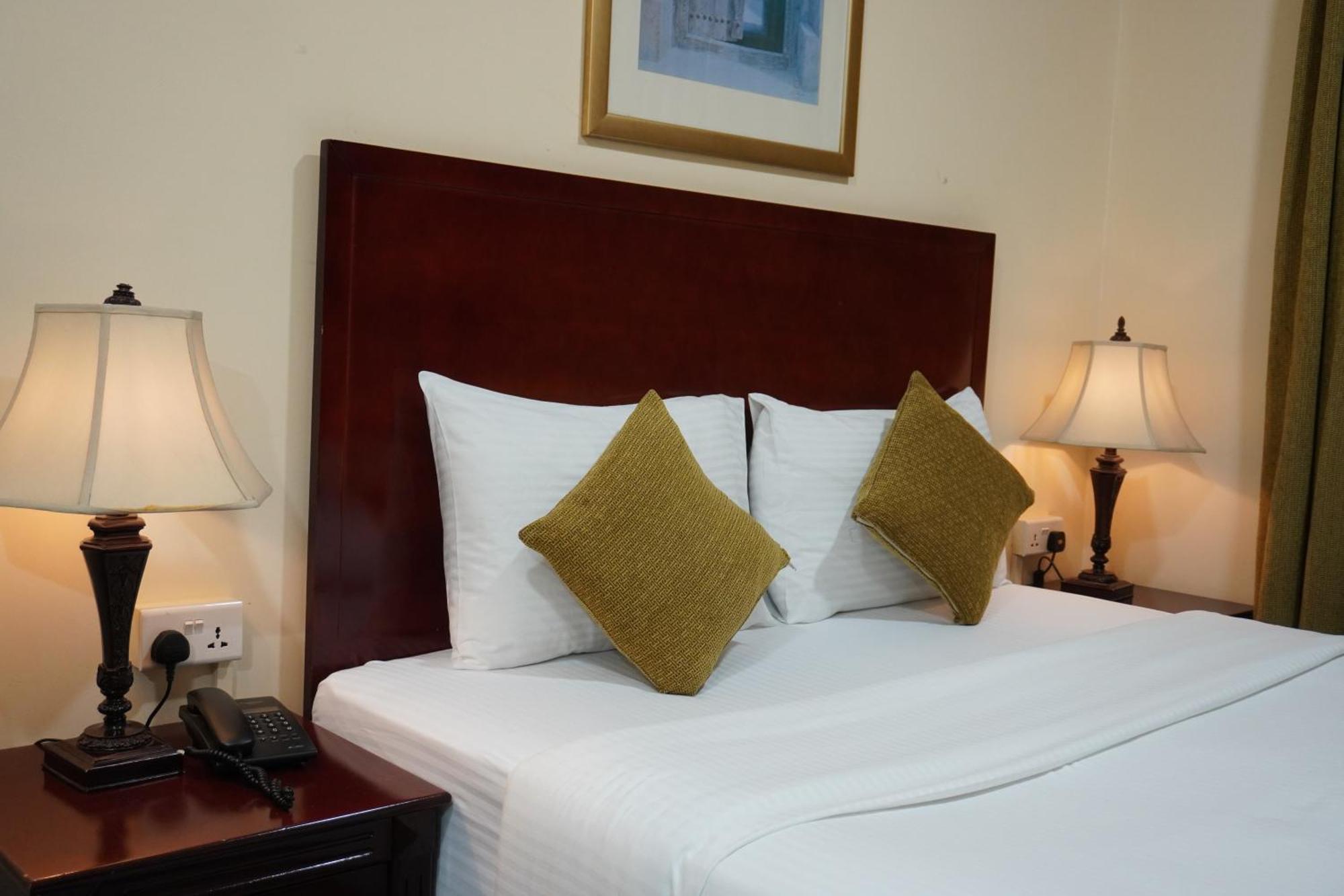 Onyx Hotel Apartments - Maha Hospitality Group Ajman Luaran gambar